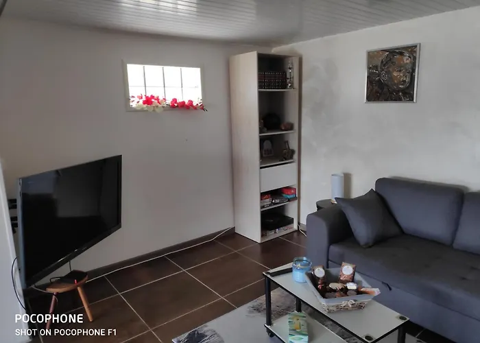 La Parenthese بيت ضيافة Roumagne